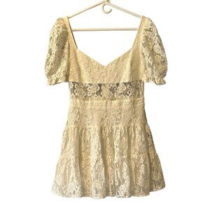 Hello Molly Lace Strapless Puffy Shoulder Ruffle Mini Dress Size M US 6 Peasant‎